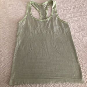 Lululemon tank top